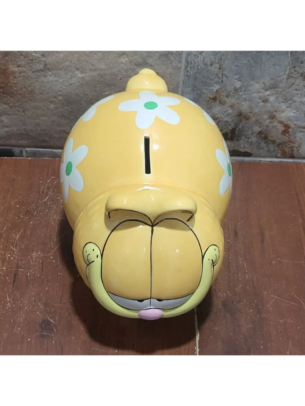 Vintage PAWS Garfield Ceramic Round Piggy Bank 1997
